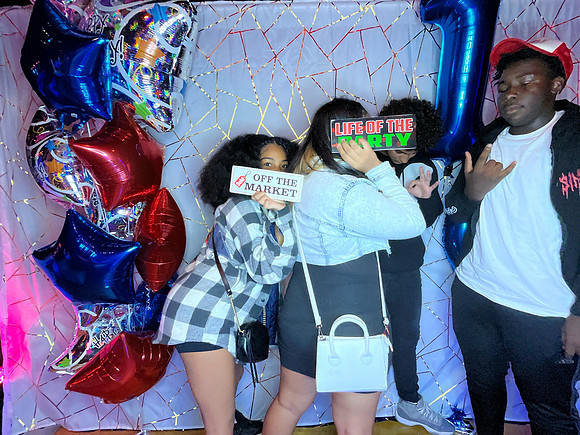 2023-10-08_190128132